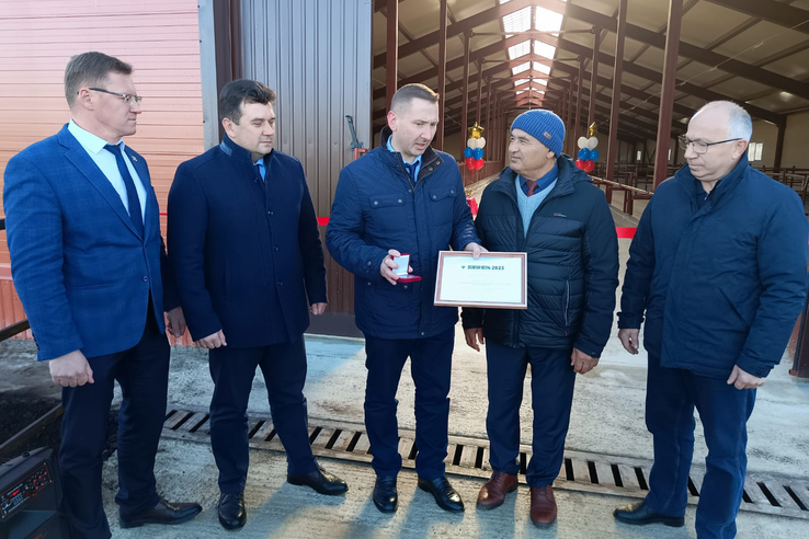 Новый телятник на 200 голов открылся в СПК «Дальняя Поляна» Кировского района