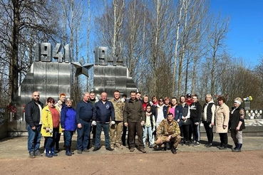 «Вся сила в команде»: более 987 кубометров мусора собрали ветврачи на весенних субботниках