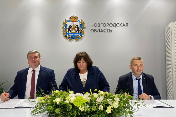 Леонид Кротов подписал соглашение с Новгородской областью по обмену опытом использования беспилотников в ветеринарии
