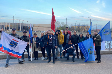 Болеем за наших! Ветврачи поддержали футбольную команду «Ленинградец»